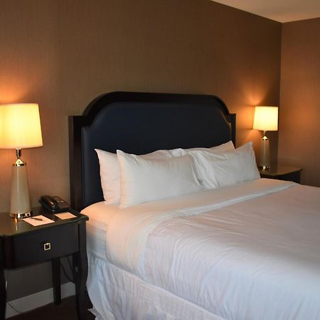 Sheraton Lisle Naperville Hotel Exterior foto