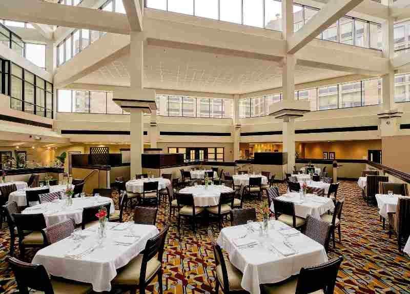 Sheraton Lisle Naperville Hotel Restaurante foto